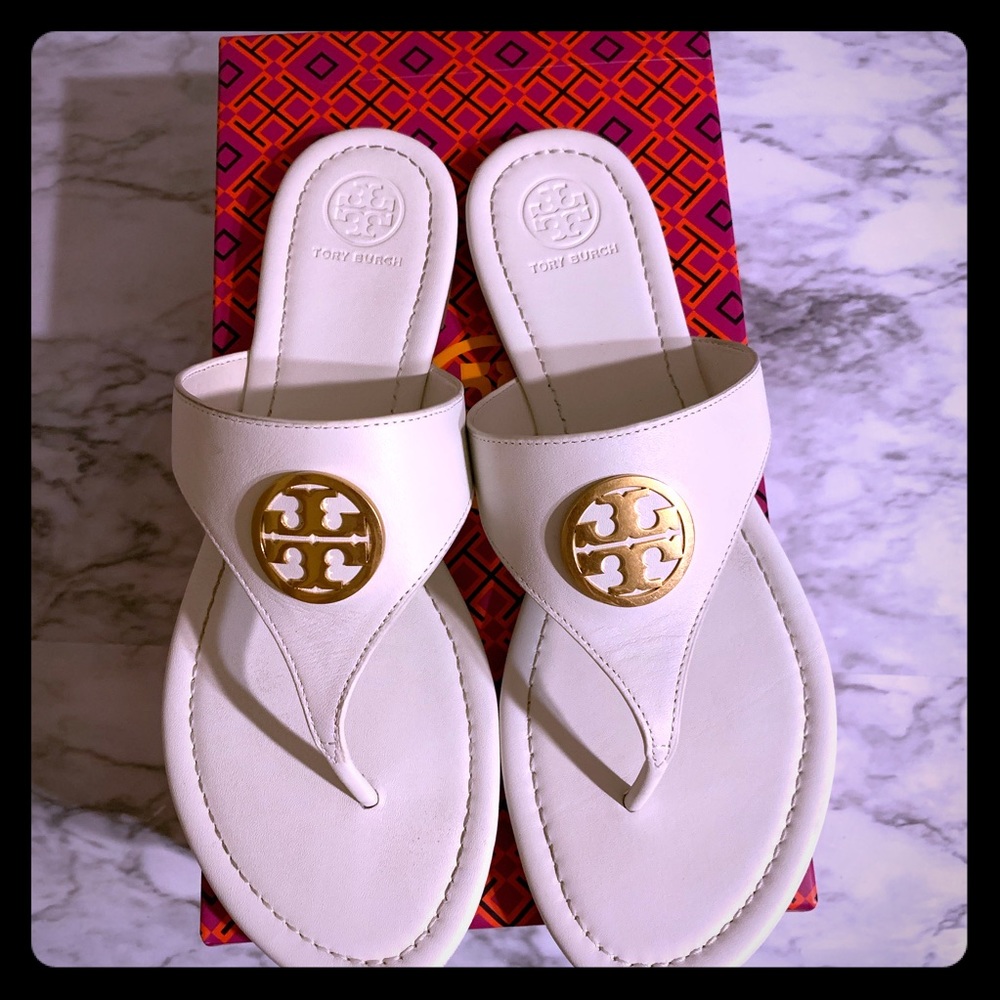 Tory Burch Benton Flat Flip Flop / Thong / Sandal